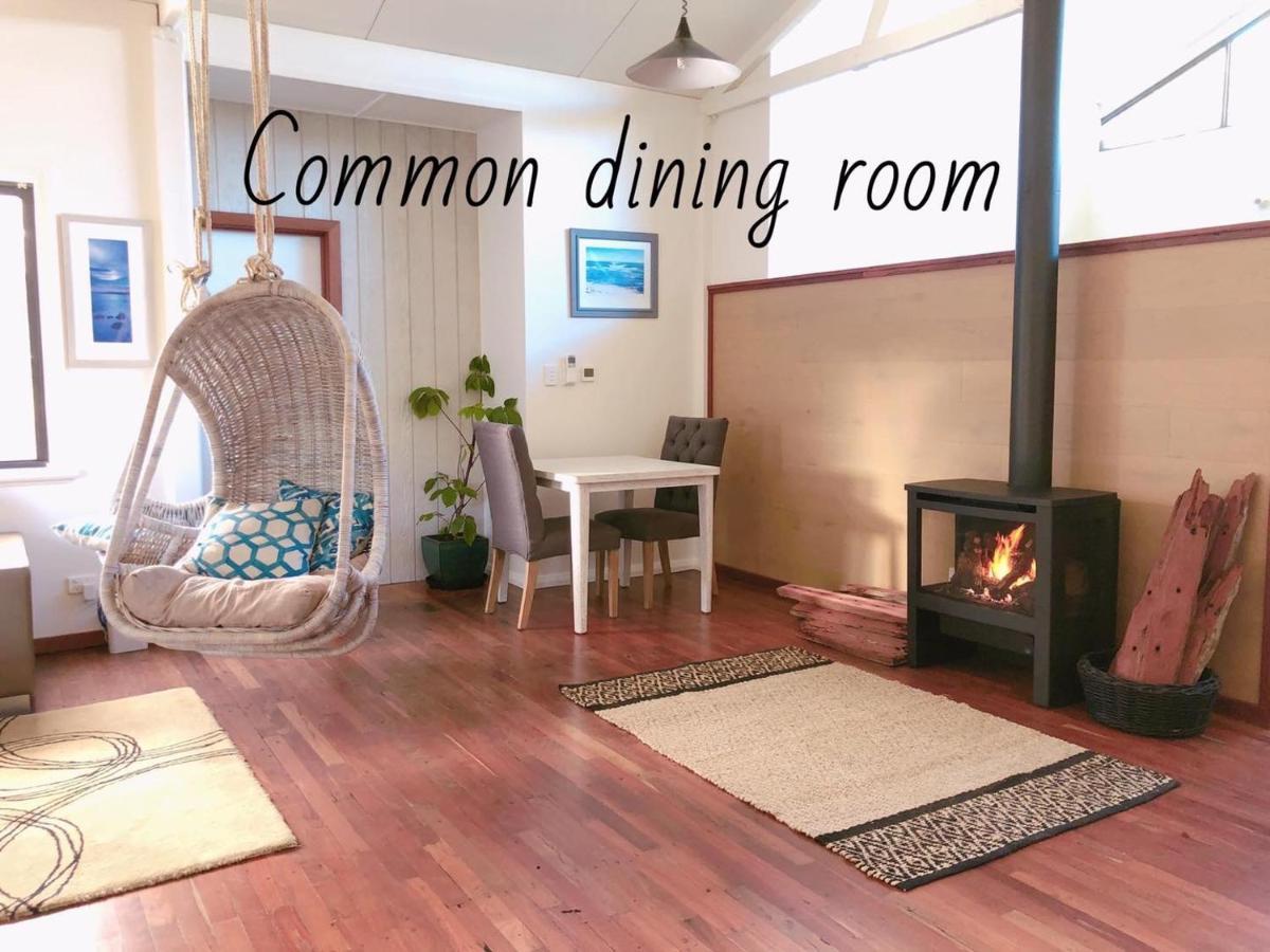 Grape Juice Retreat Rustic Romantic Gateway 5Mins To Beaches & Town Margaret River Екстериор снимка