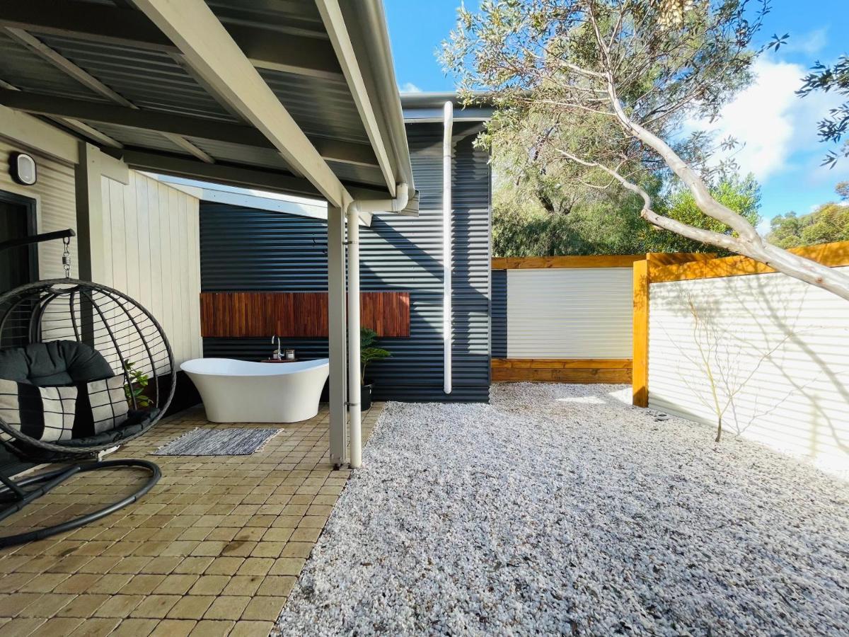 Grape Juice Retreat Rustic Romantic Gateway 5Mins To Beaches & Town Margaret River Екстериор снимка