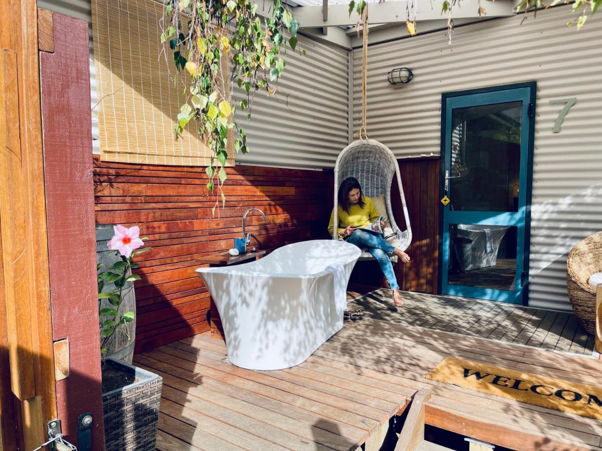 Grape Juice Retreat Rustic Romantic Gateway 5Mins To Beaches & Town Margaret River Екстериор снимка